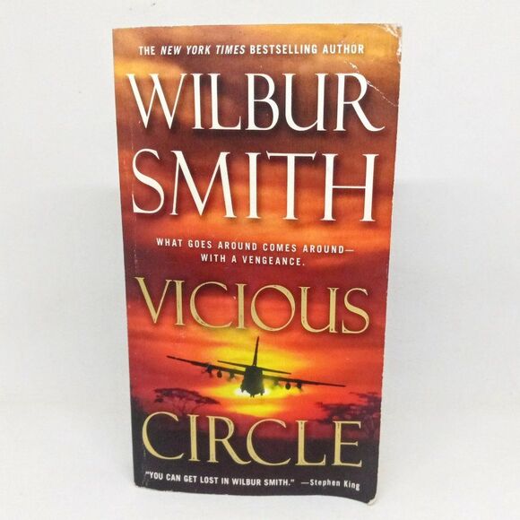 Vicious Circle Wilbur Smith-Trade Paperback-2014-Hector Cross Series-Thriller - Picture 1 of 8